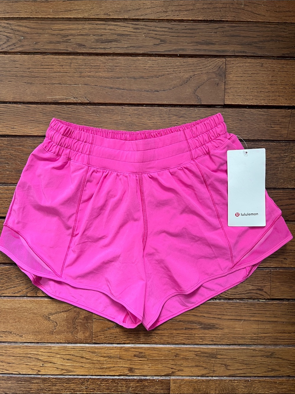 Lululemon Sonic Pink HR Hotty Hot 4" Shorts Lined Size 6 NWT RARE GEM